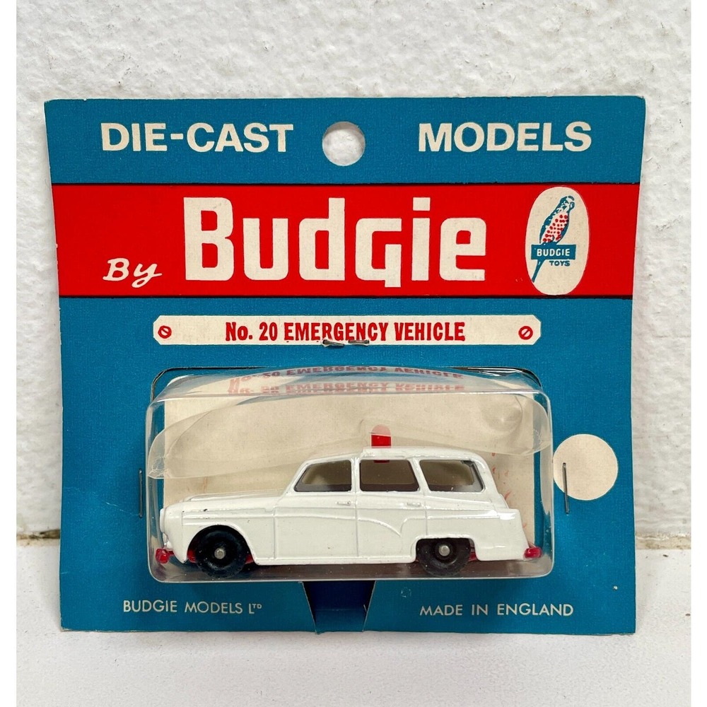 Budgie Models #20 Emergency Vehicle Ambulance White 1:64 Diecast New Sealed